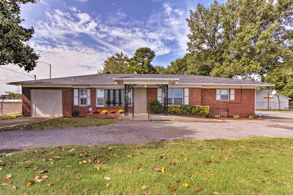 Memphis Home with Smoker