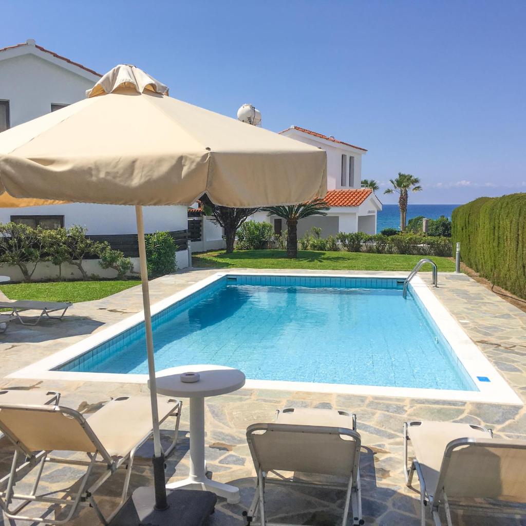 Platzia Beach Villas