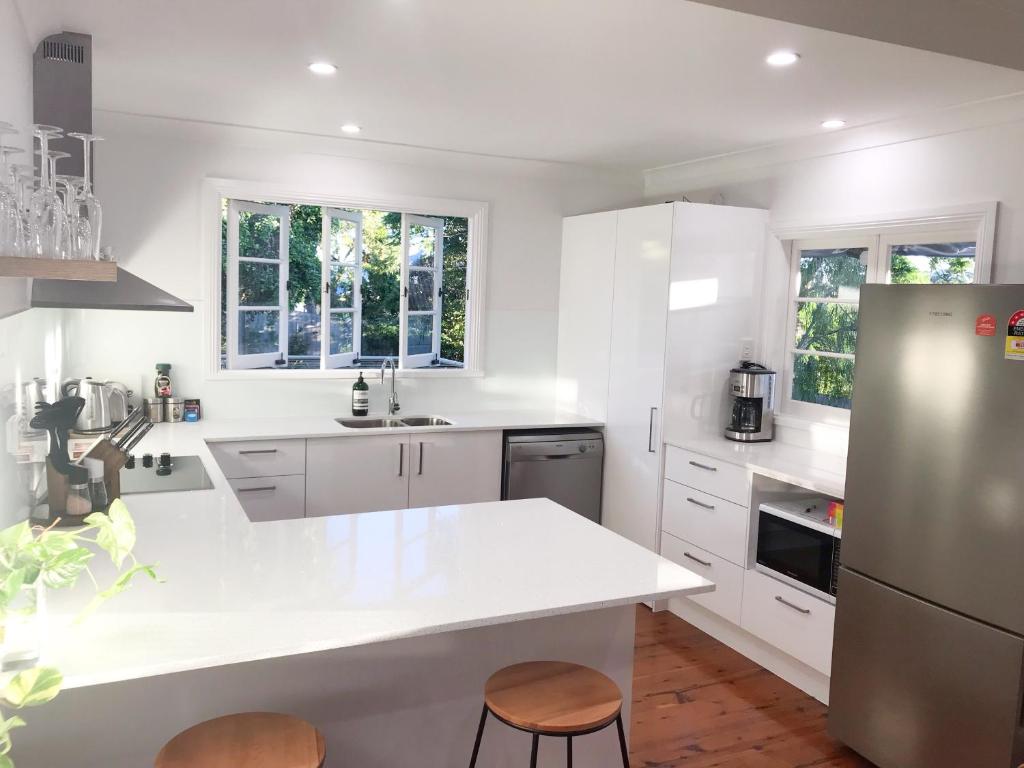 4 bedroom house - Walk to Southbank