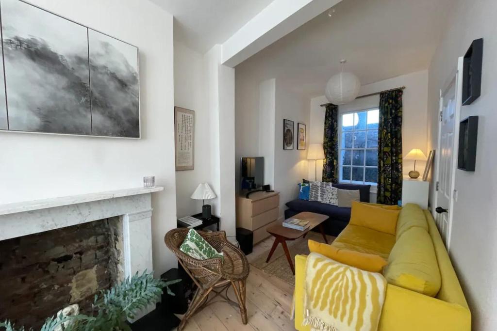 Beautiful 4 Bedroom Family Home in Clerkenwell