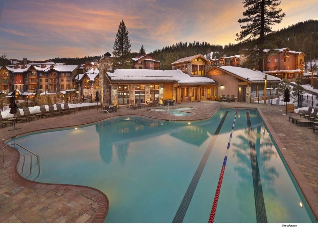 Northstar Village Lodge (Truckee) 