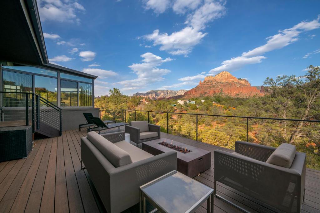 Sedona Red Rock Paradise Amazing Views and Hot Tub