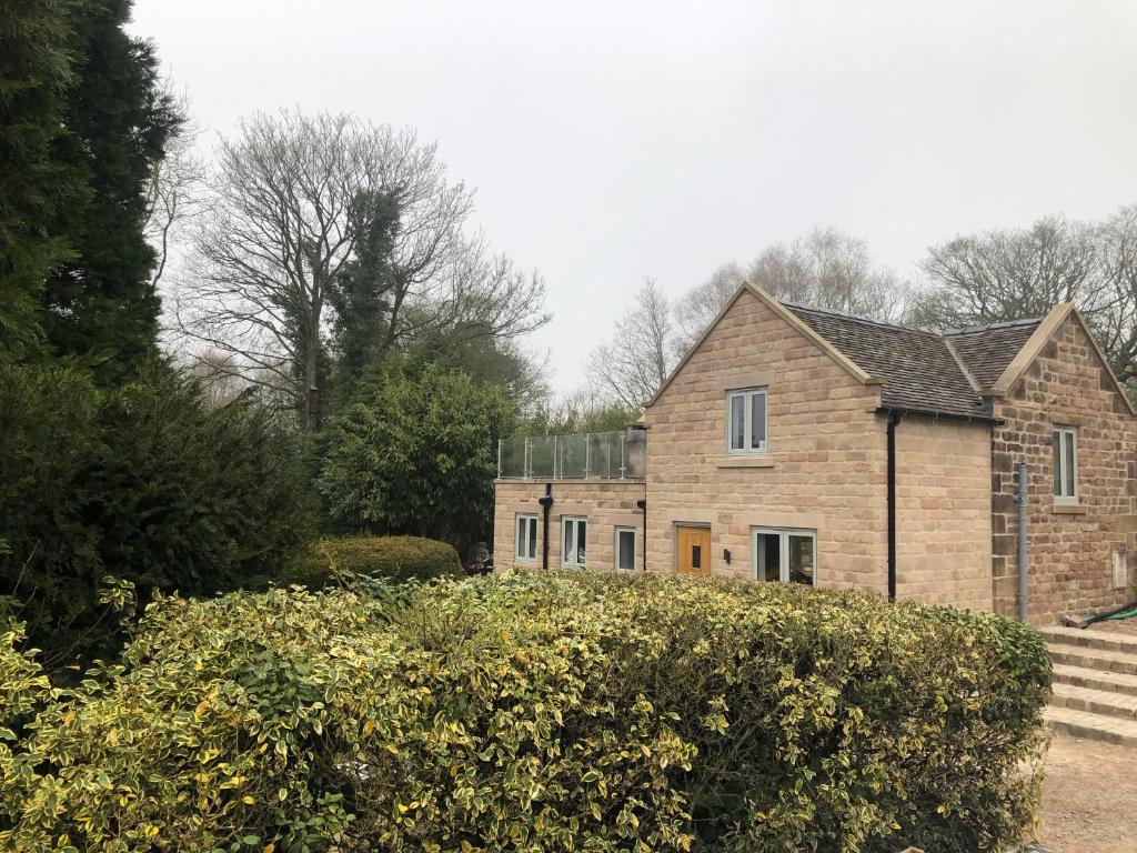 Luxurious Barn Conversion (Oakamoor) 