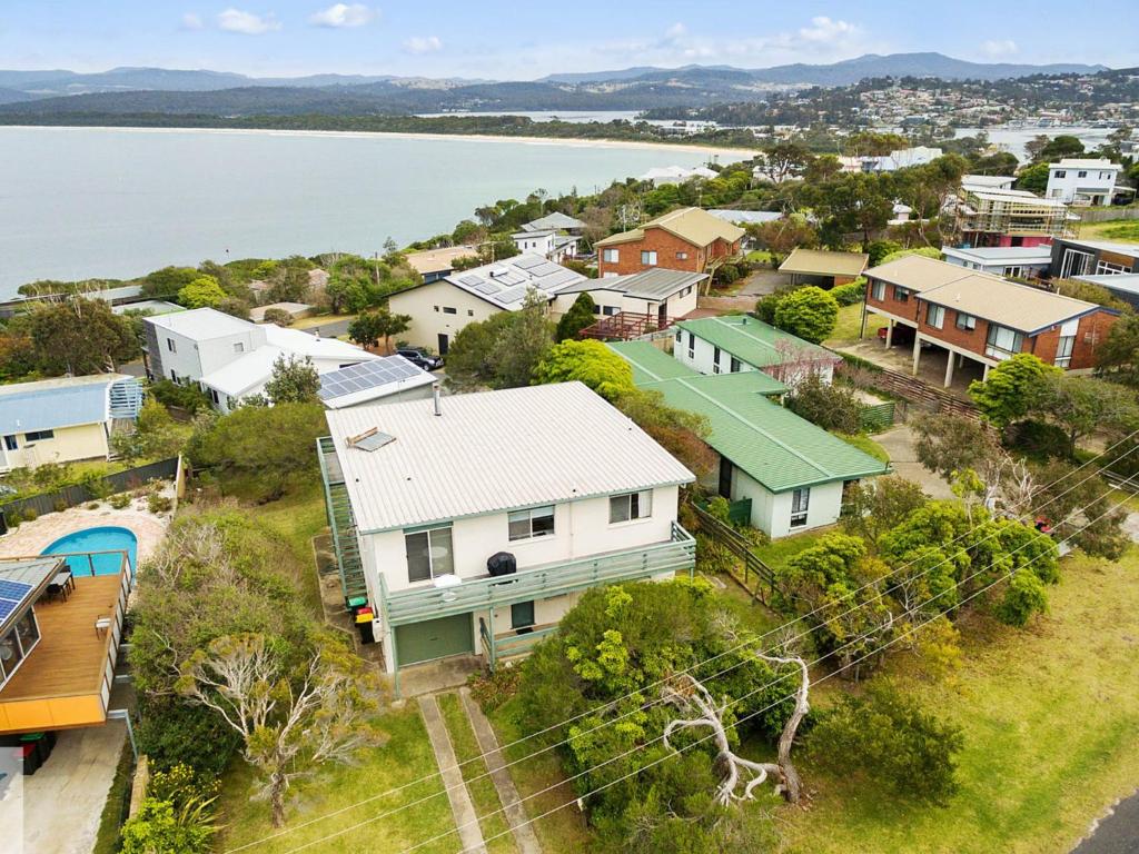 Cliffhanger (Merimbula) 